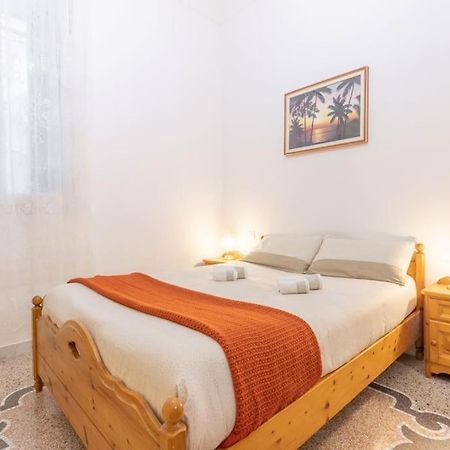 Appartamento Con Ac-Wi-Fi- Centro A 7 Min Σαβόνα Εξωτερικό φωτογραφία