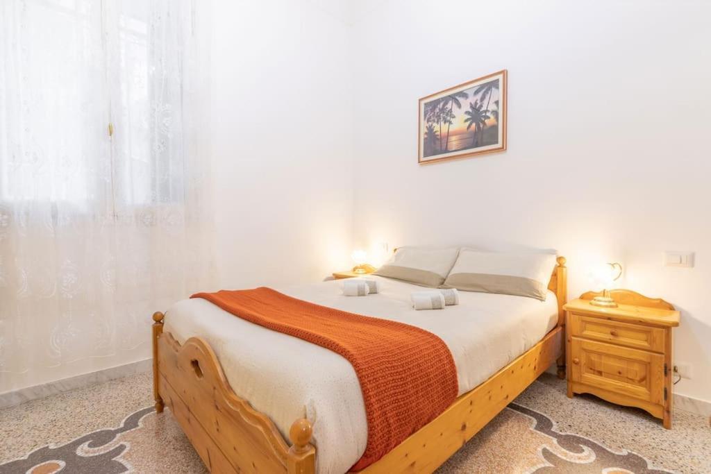 Appartamento Con Ac-Wi-Fi- Centro A 7 Min Σαβόνα Εξωτερικό φωτογραφία